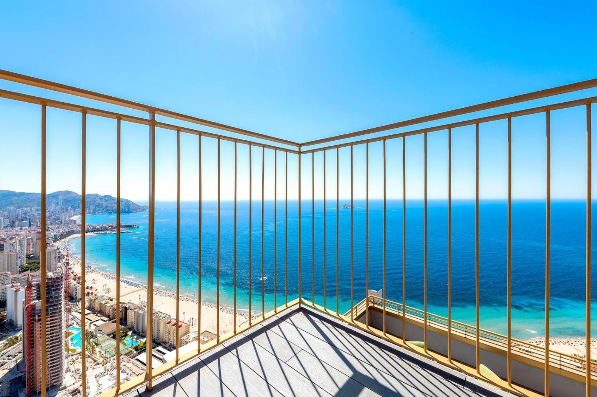 Intempo Sky Luxury Apartment 26 Floor Seaview Benidorm Exterior foto